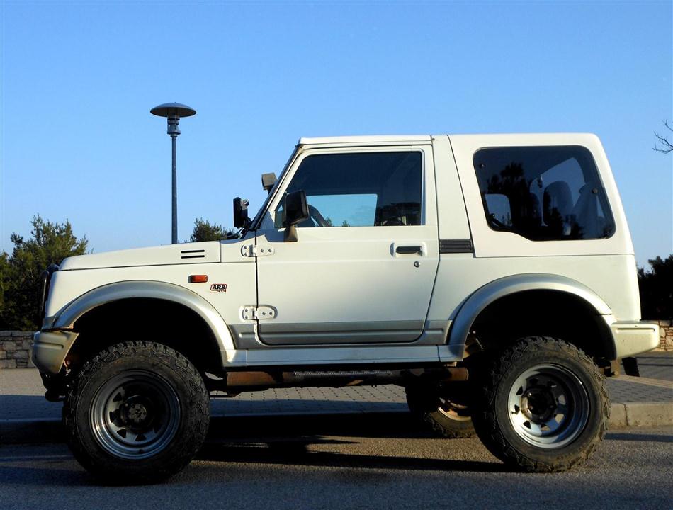 suzuki samurai hardtop